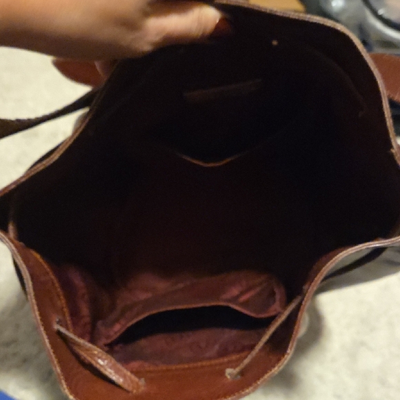 Vintage Burgundy Leather Shoulder Bag - Picture 4 of 5